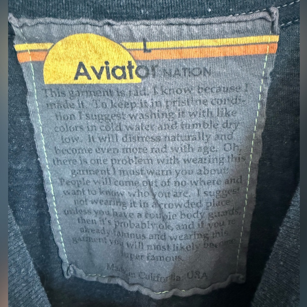 RARE Aviator Nation Peace Flag Tee Size Large (Unisex) - Picture 4 of 6